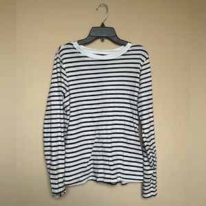 M Women's Striped Long Sleeve